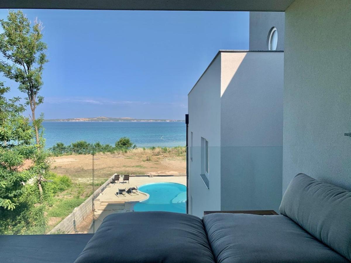 بريفلاكا Aparthotel Dalmacija المظهر الخارجي الصورة