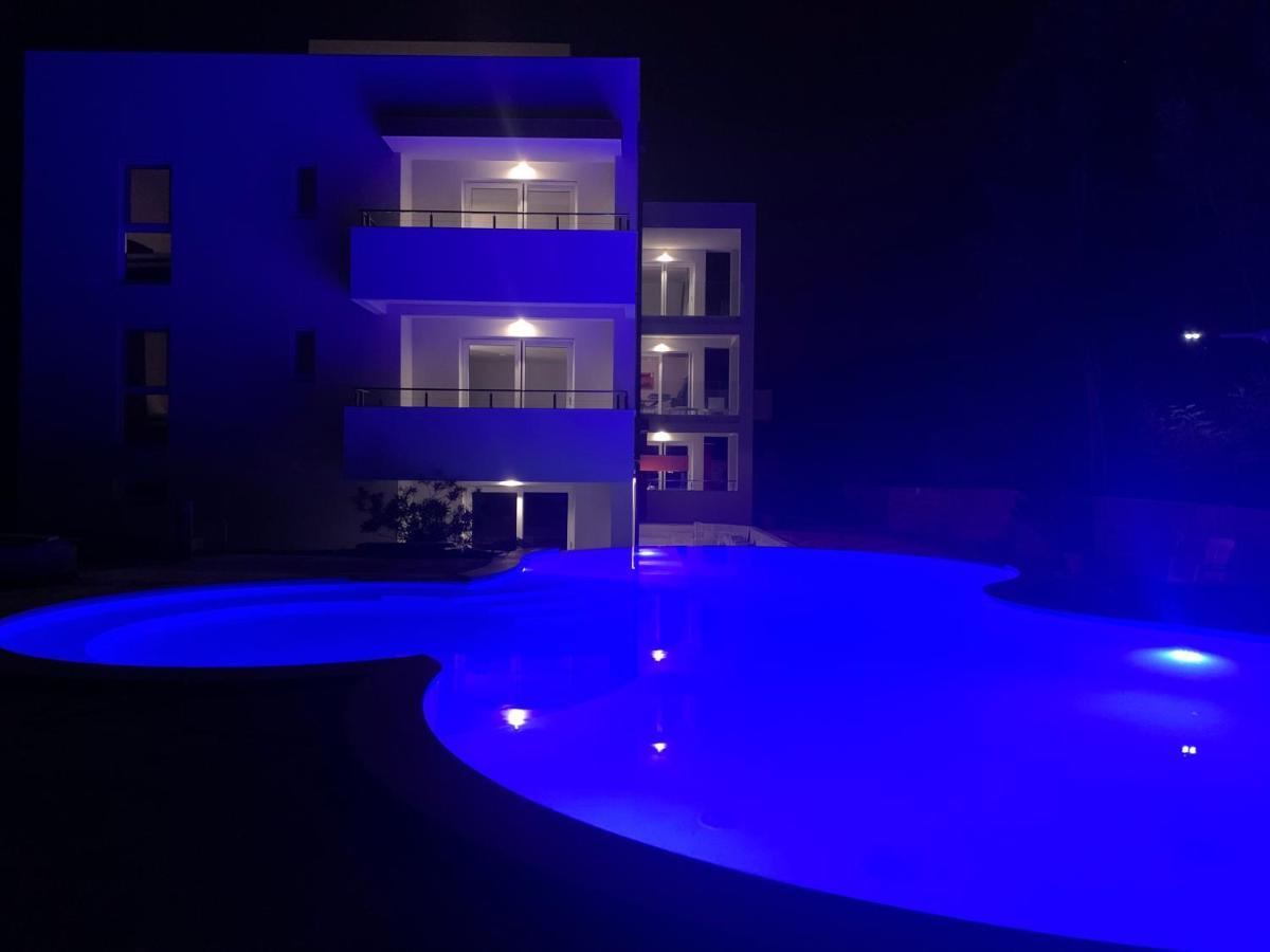 بريفلاكا Aparthotel Dalmacija المظهر الخارجي الصورة