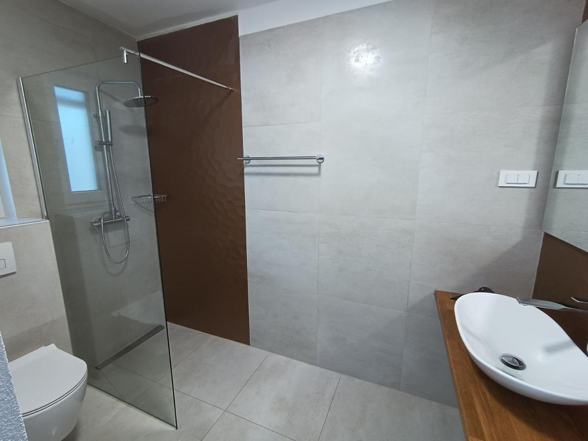 بريفلاكا Aparthotel Dalmacija المظهر الخارجي الصورة